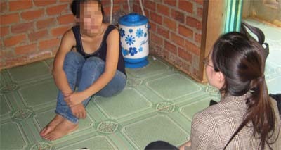 Hành trình tìm về đất mẹ của hai phụ nữ bị bán vào 